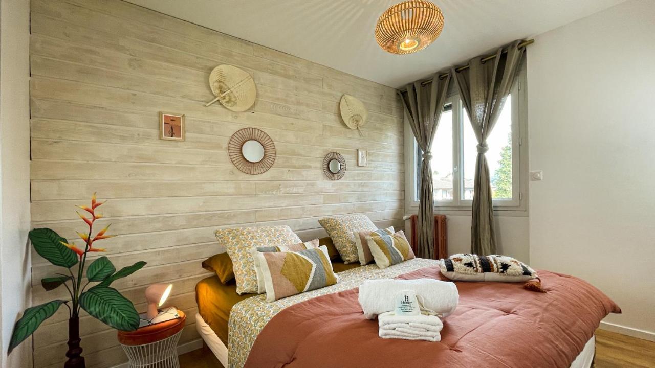 Homey Montaigne - New - A 1 Min A Pied Du Lac D'Annecy - 2 Balcons Prives - Appartement Avec 2 Chambres - Stationnement Gratuit Toute L'Annee Sauf En Ete - Juin A Aout Exterior photo